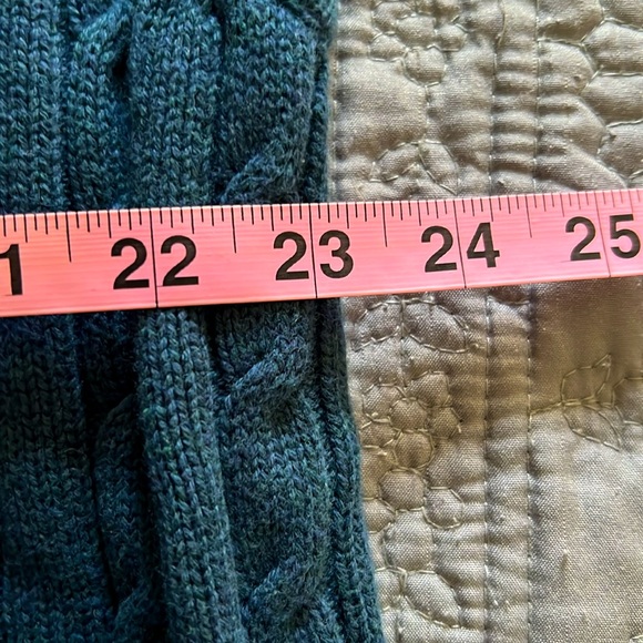 NWT Izod Sweater Vest, XL - Picture 4 of 4